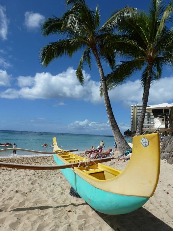 Waikiki – Canoes