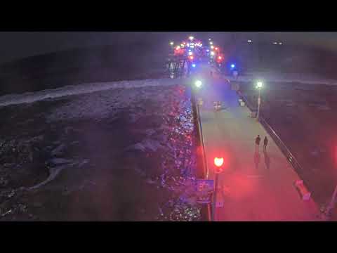 Huntington Beach Pier live camera