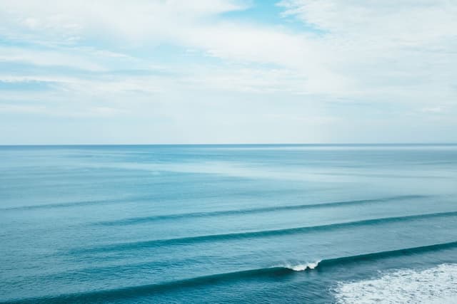 Wind Swell vs Ground Swell